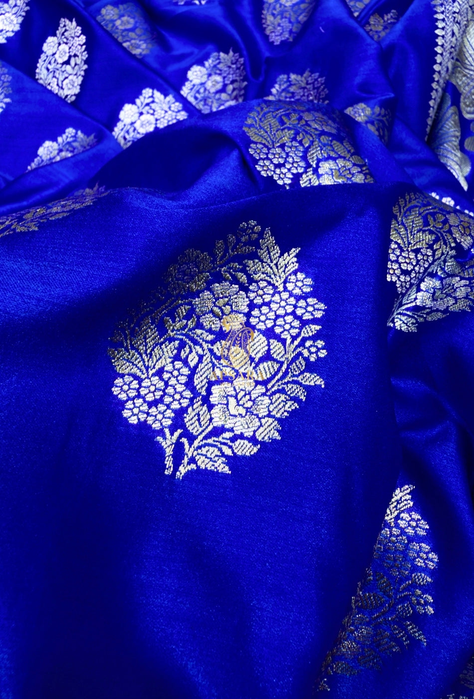 Banarasi Semi Pure Mashru Silk Silver and Golden Zari Weaving Saree