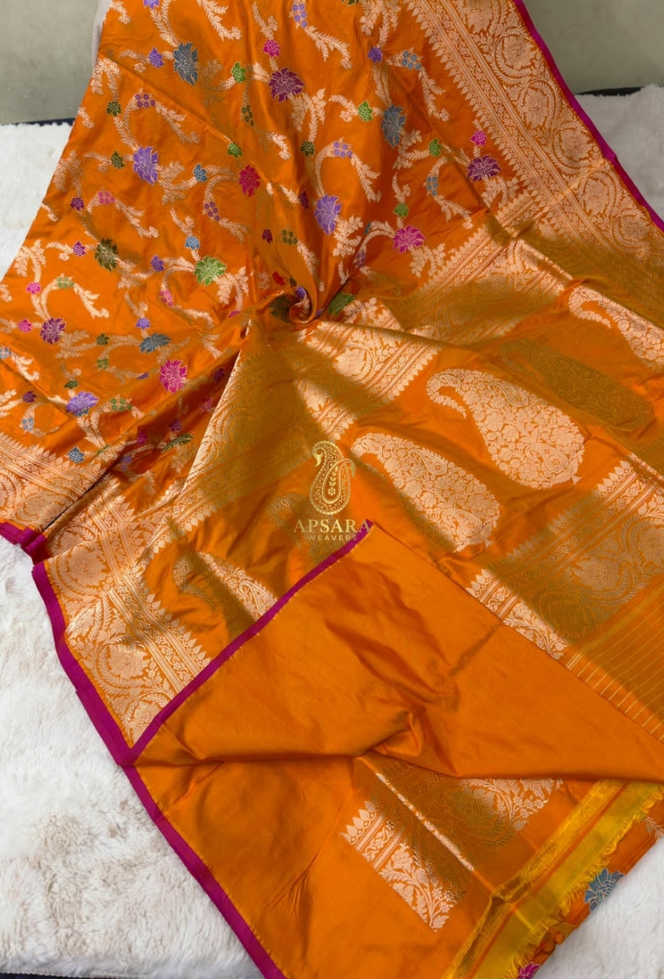 Banarasi Handloom Khaddi Pure Katan Silk Hand Weaving Kadhua Minedar Jangla Lock Weaving Saree