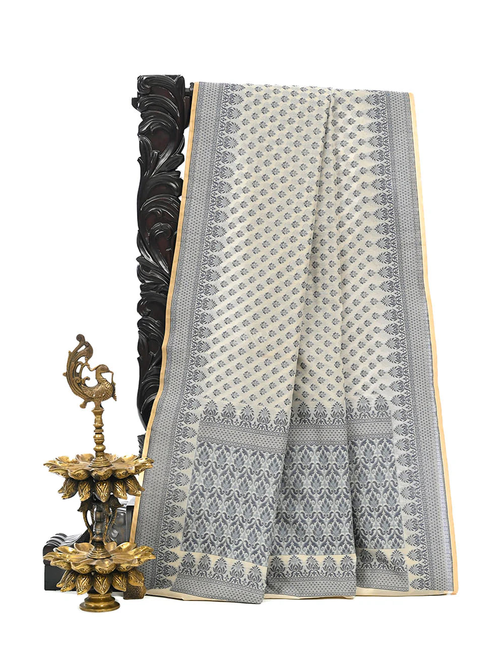 Off-White Meenakari Booti Cotton Silk Handloom Banarasi Saree