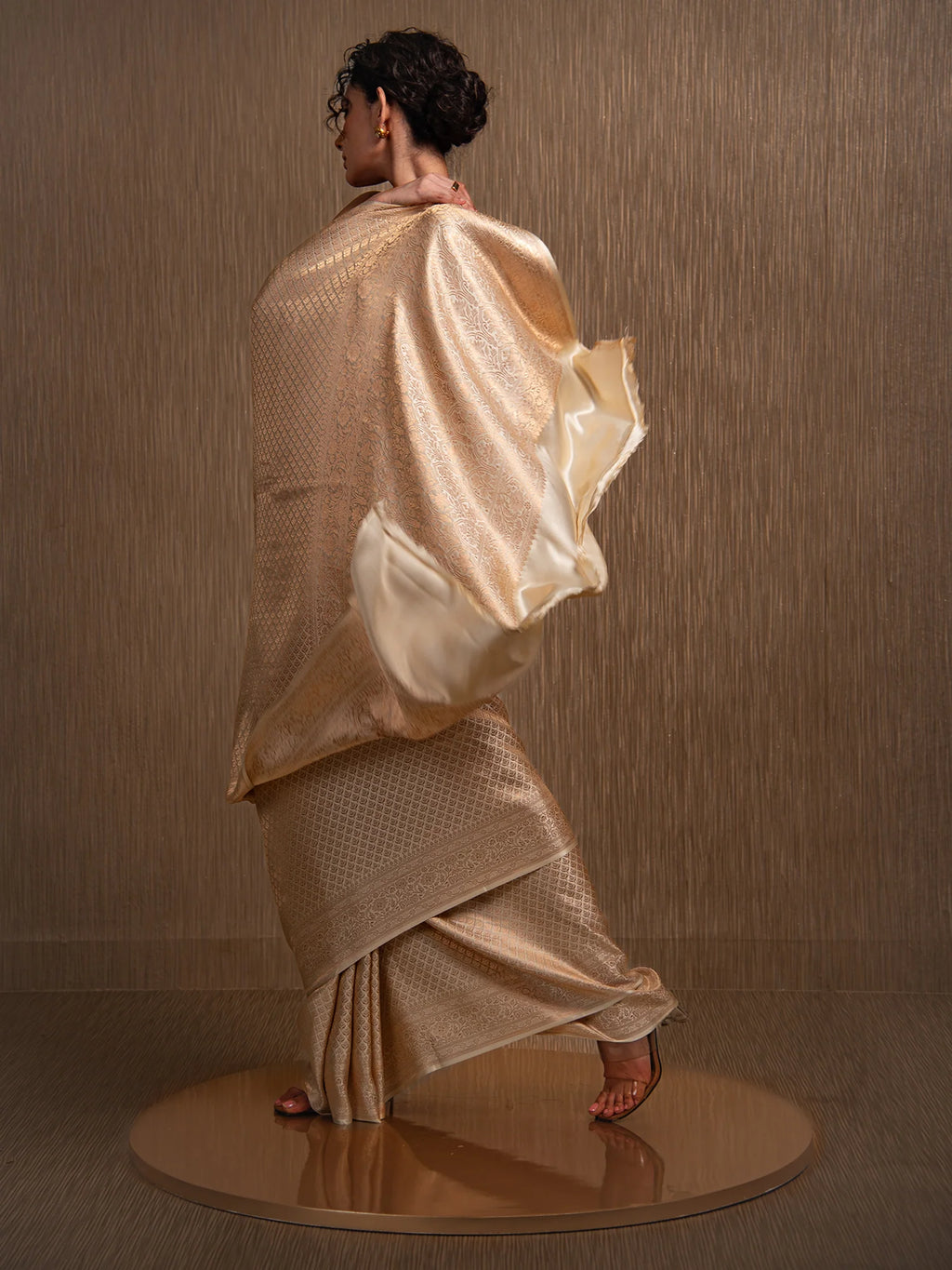 Cream Satin Brocade Handloom Banarasi Saree