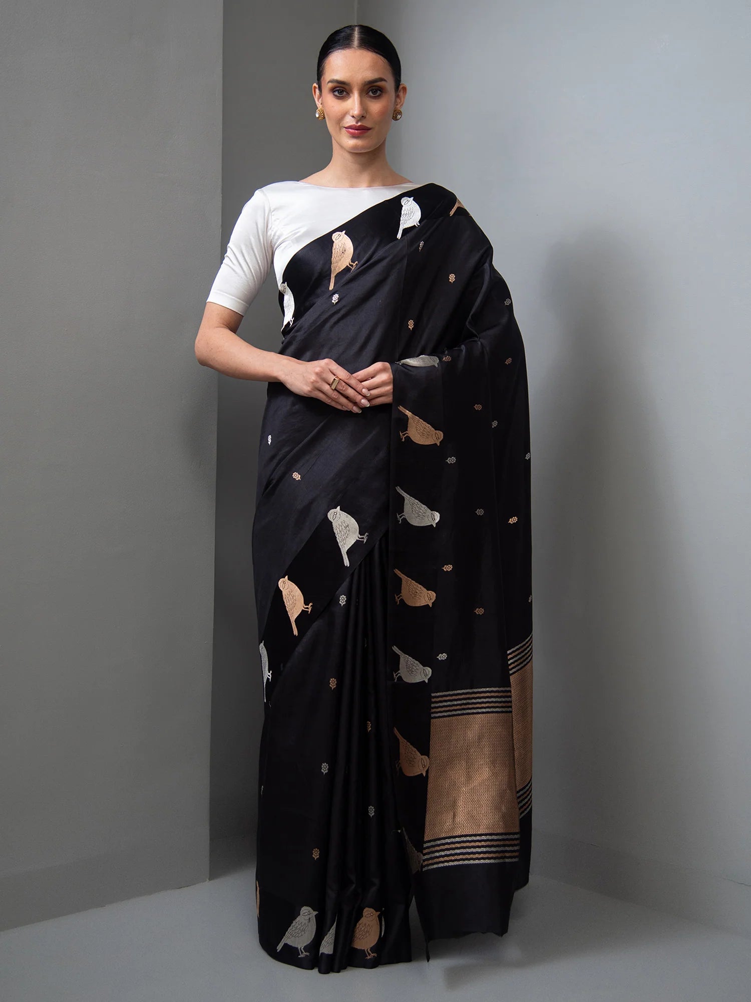Black Booti Pure Silk Handloom Banarasi Saree