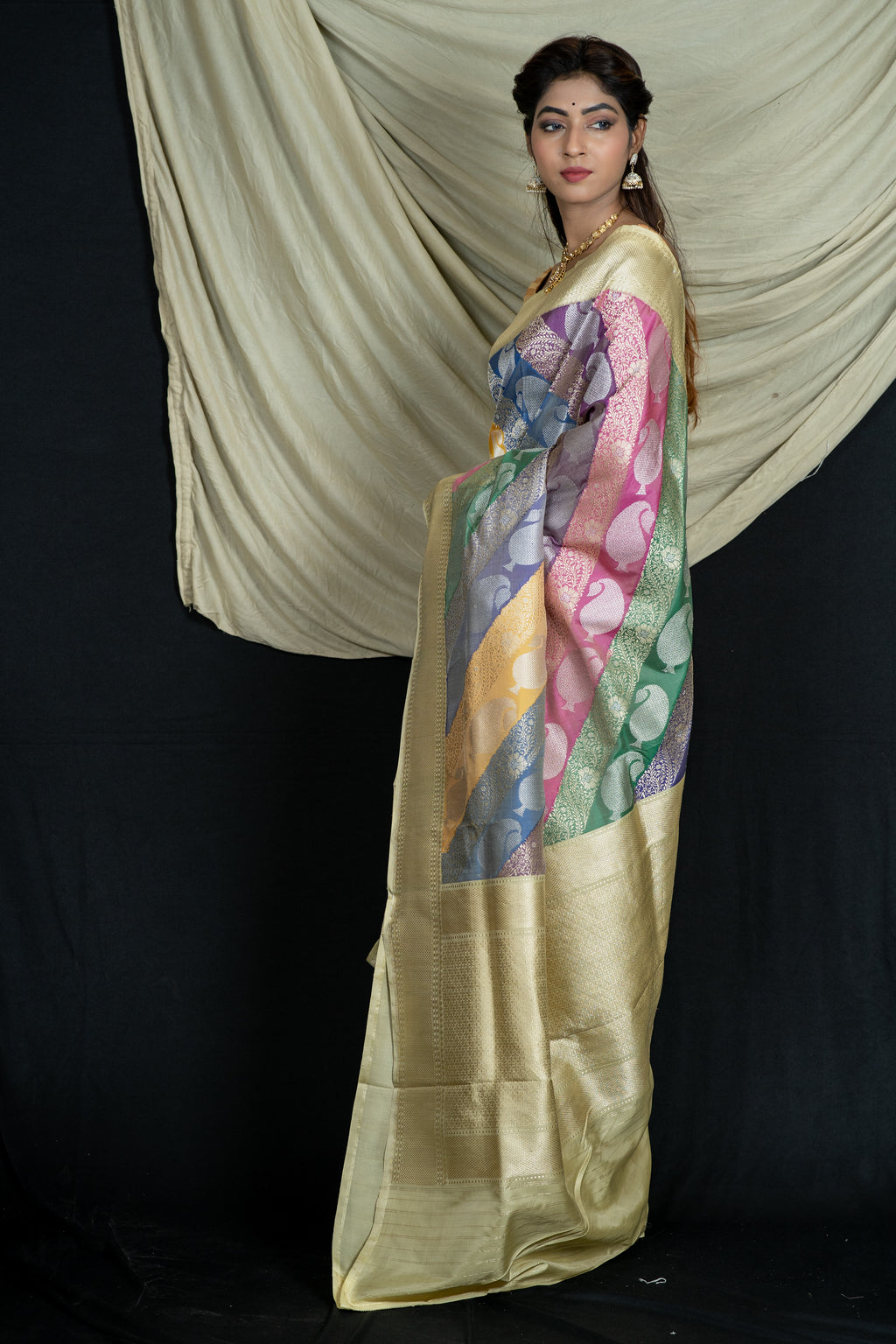 Pure Banarasi Rangkaat Silk